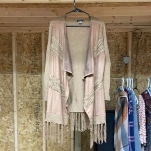 Venus sweater never worn